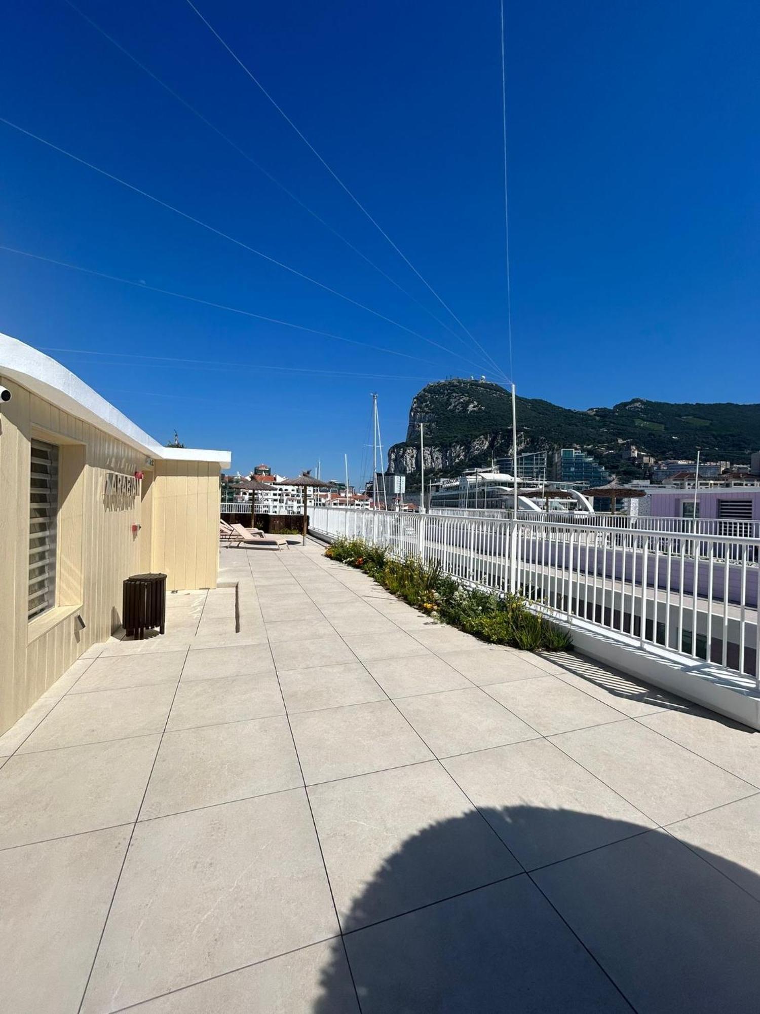 Marina Club Luxury Private Studio With Pool And Incredible Views Gibraltar Luaran gambar