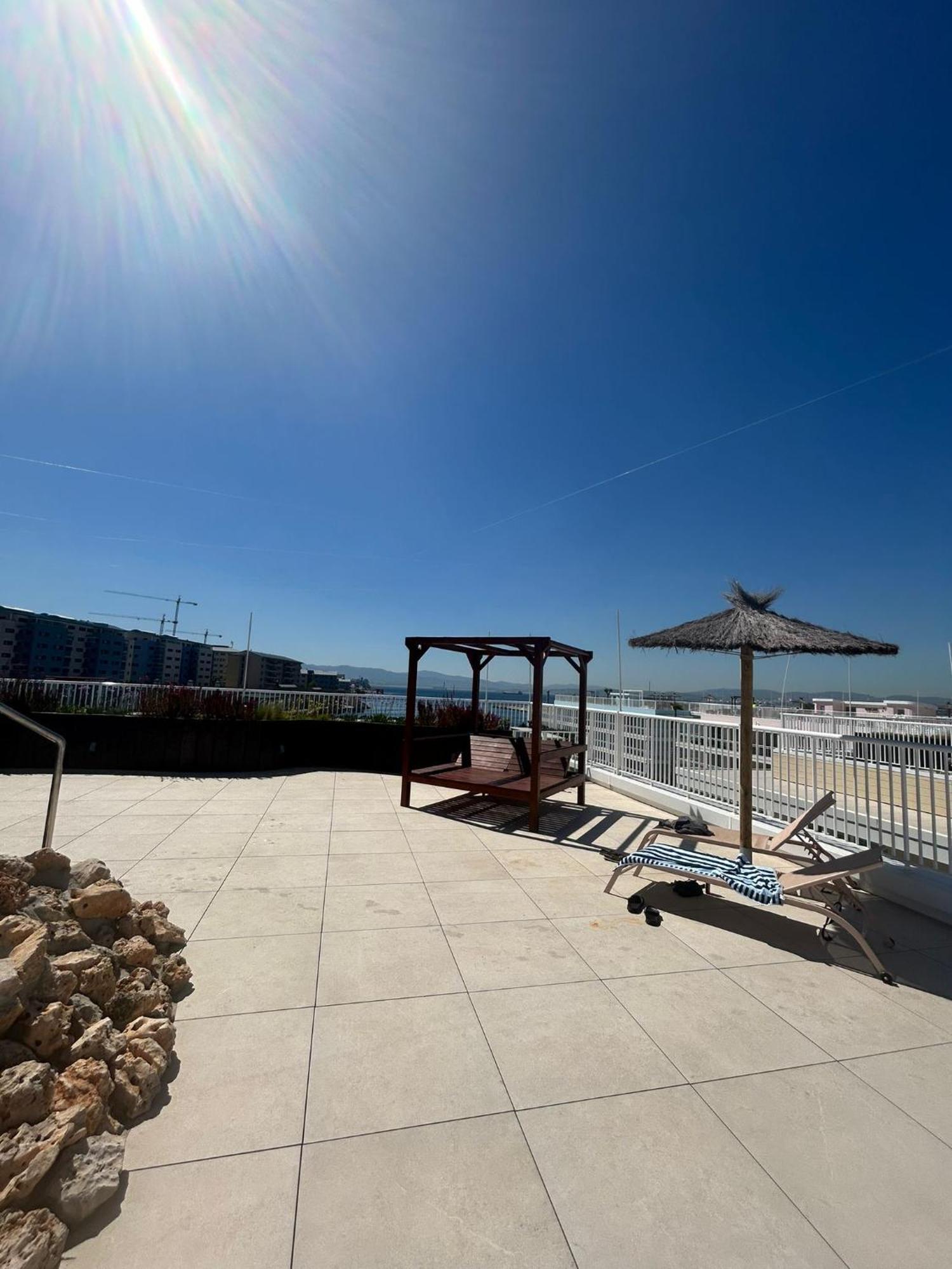 Marina Club Luxury Private Studio With Pool And Incredible Views Gibraltar Luaran gambar