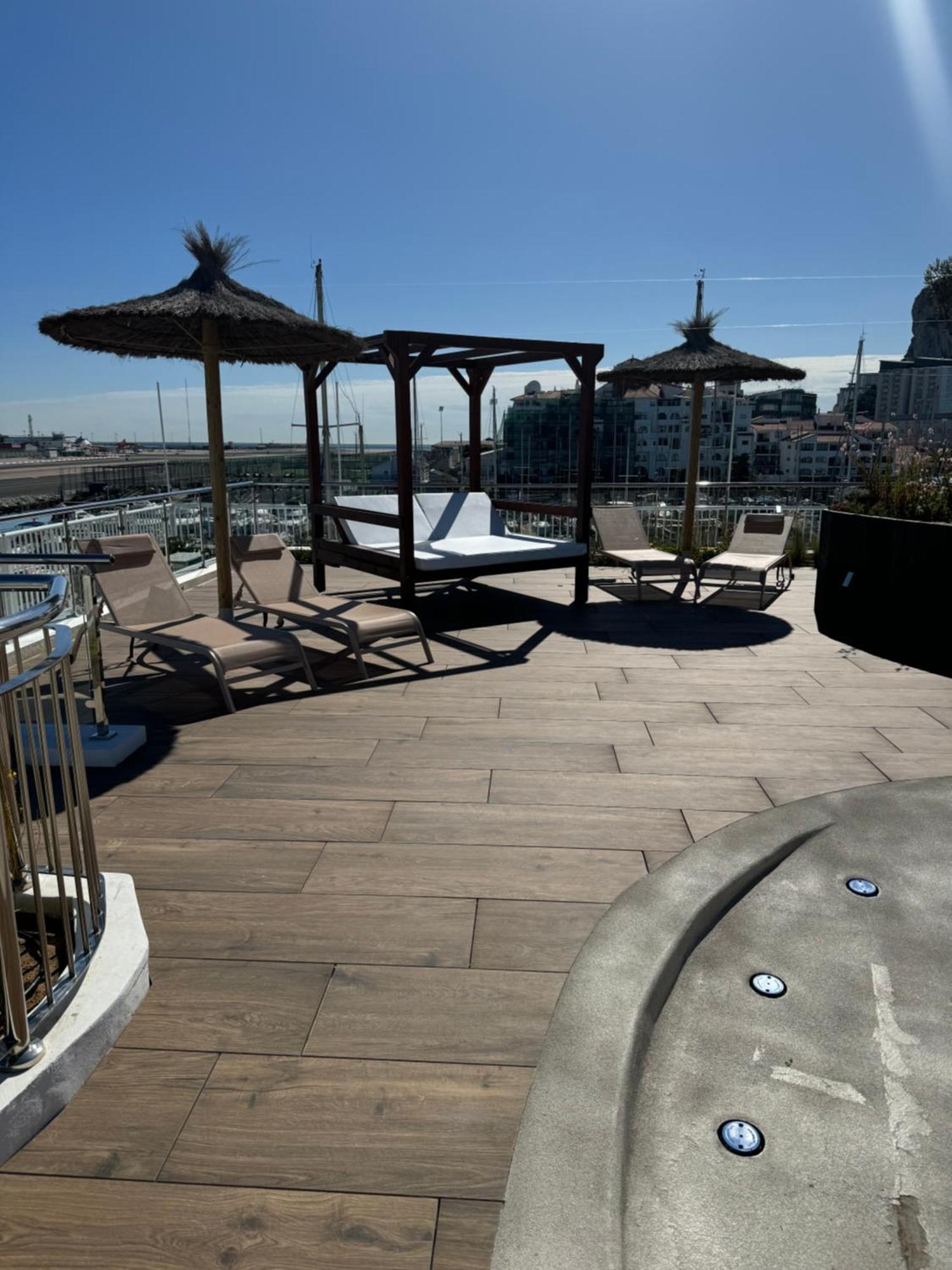 Marina Club Luxury Private Studio With Pool And Incredible Views Gibraltar Luaran gambar
