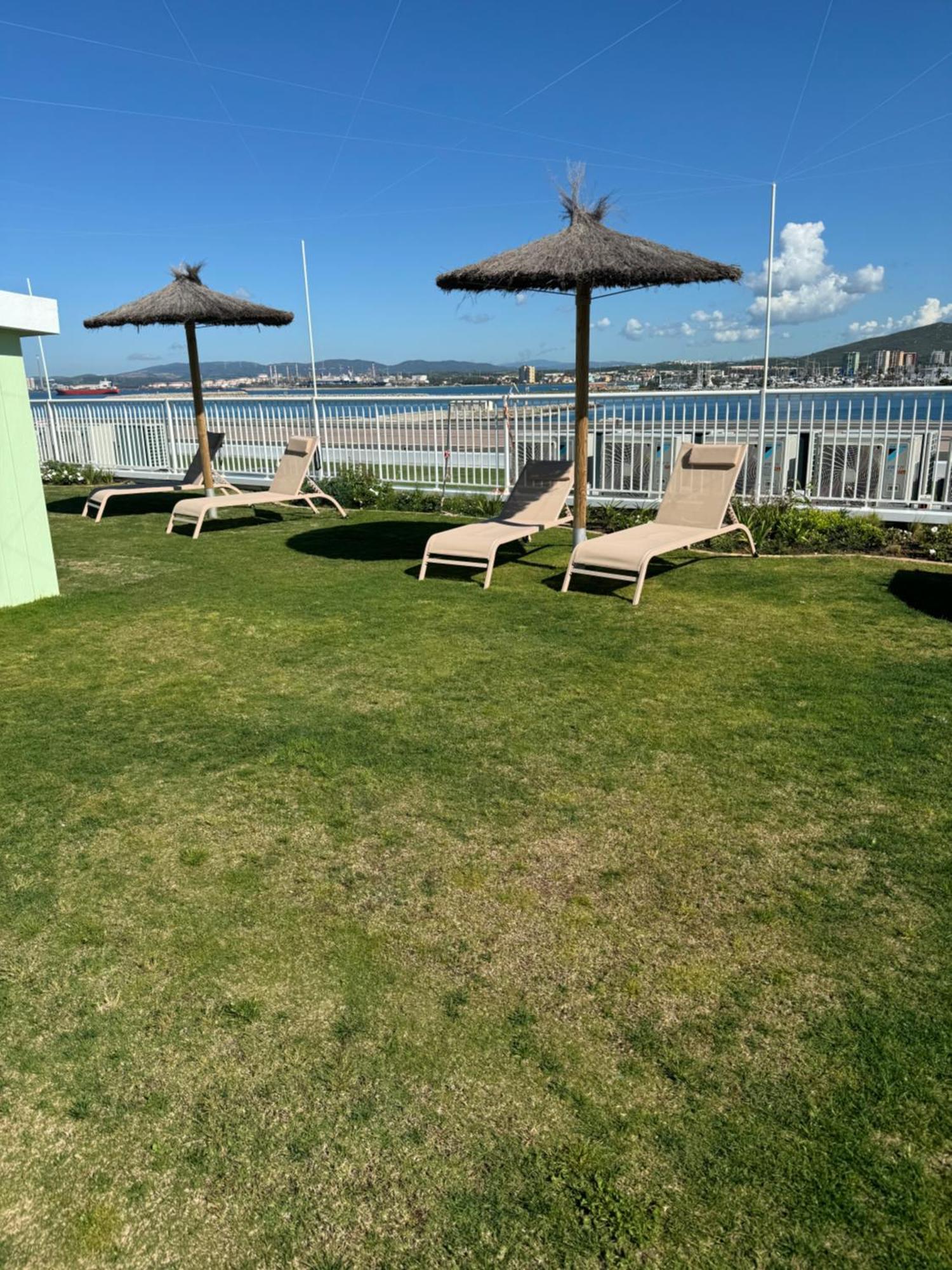 Marina Club Luxury Private Studio With Pool And Incredible Views Gibraltar Luaran gambar
